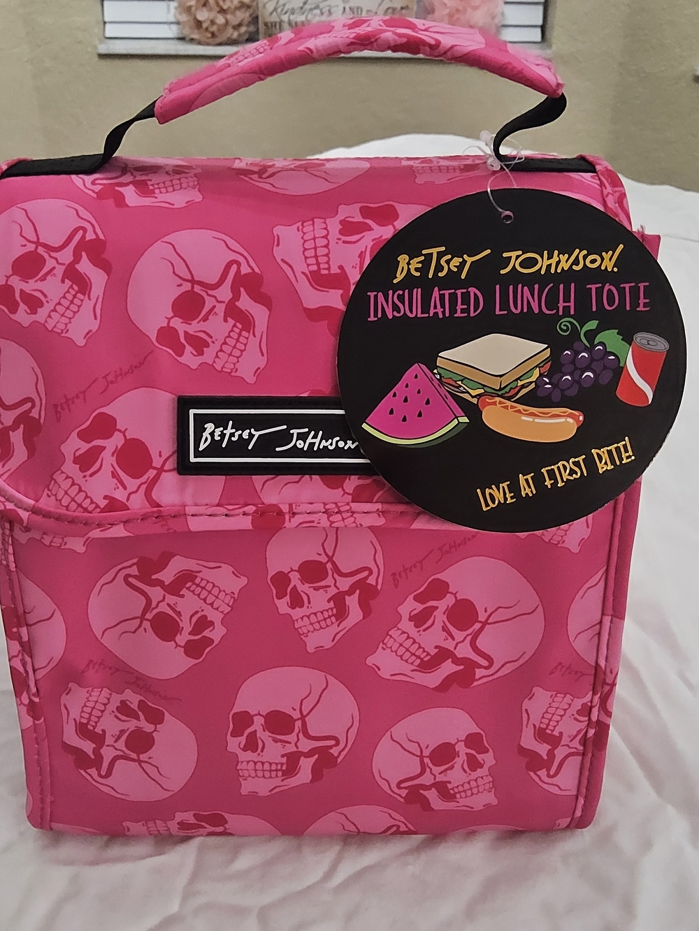 Betsey Johnson Pink Skull Insulated Lunch Tote